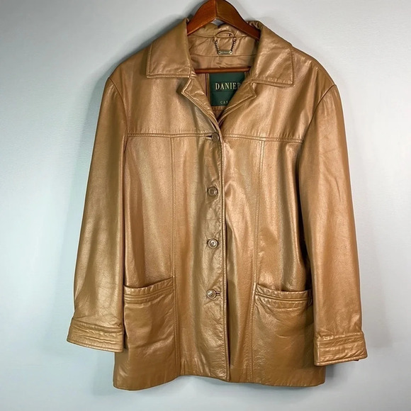 VINTAGE Y2K Danier Canada Camel Brown Leather Jacket Button Front Pockets 10 - Picture 12 of 12